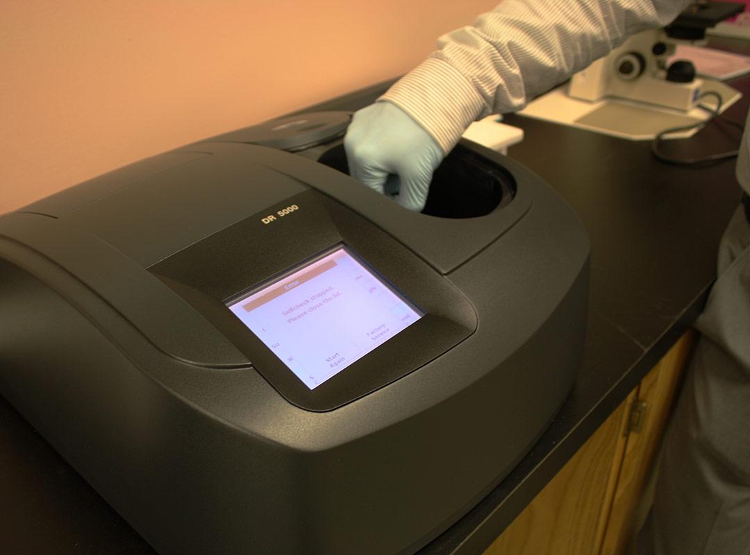 A picture of a Spectrophotometer
