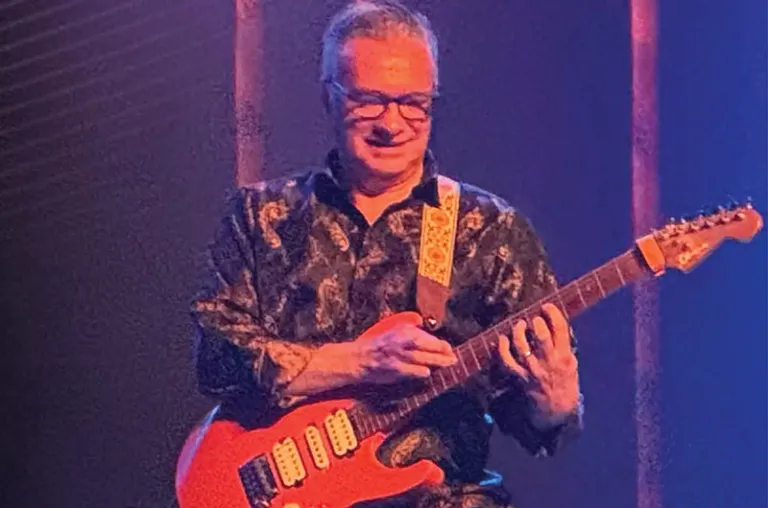 walt kosar performing