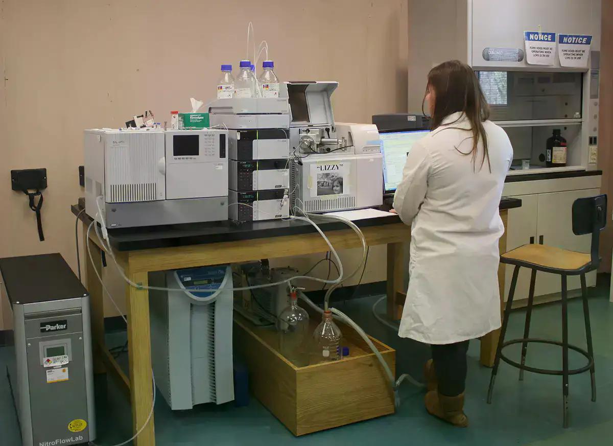 A picture of a liquid chromatography Mass Spectrometer